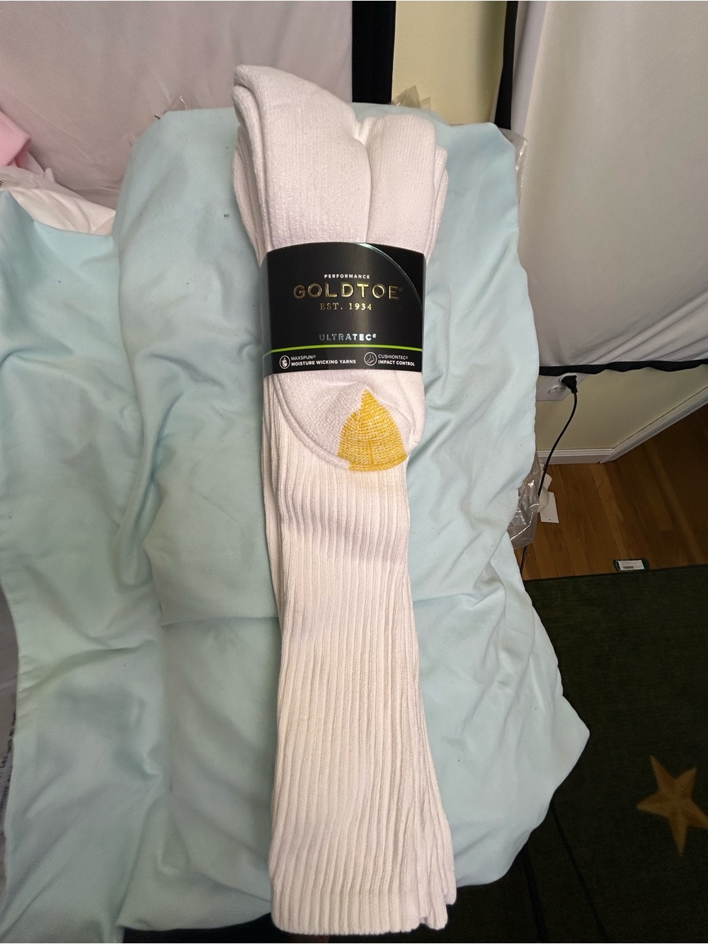 Gold Toe 3-Pack Ultratec Extended Size Over-the-Calf - White